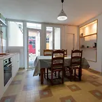 Cosy Vertus Avec Terrasse Prive Proche Maisons De Champagne Epernay Reims Vakantiehuis *
